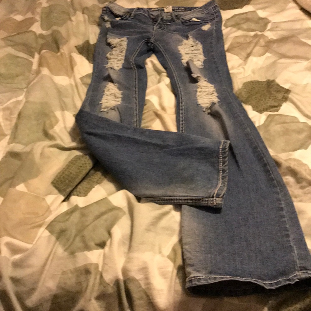 Ripped Jeans 👖